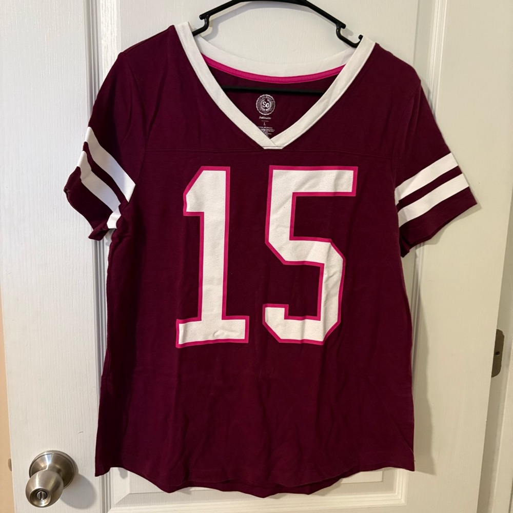 SO number 15 graphic tee